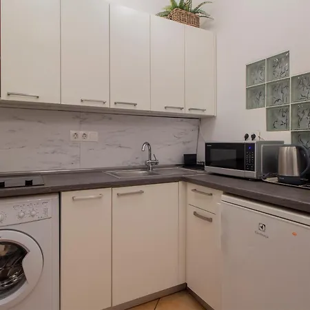 Basilica View With Balcony 公寓 *