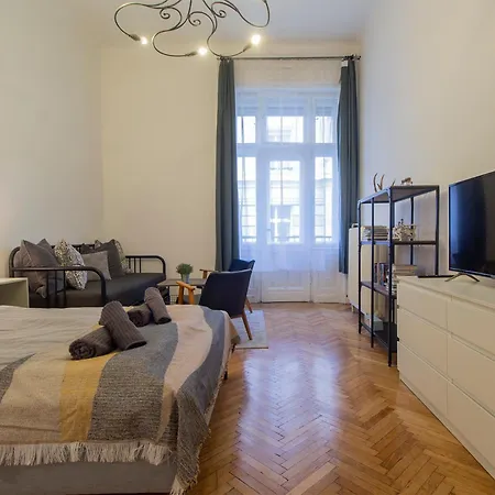 Basilica View With Balcony * 부다페스트