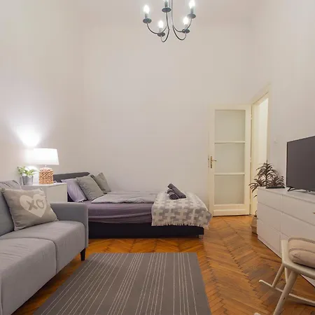 Basilica View With Balcony 부다페스트