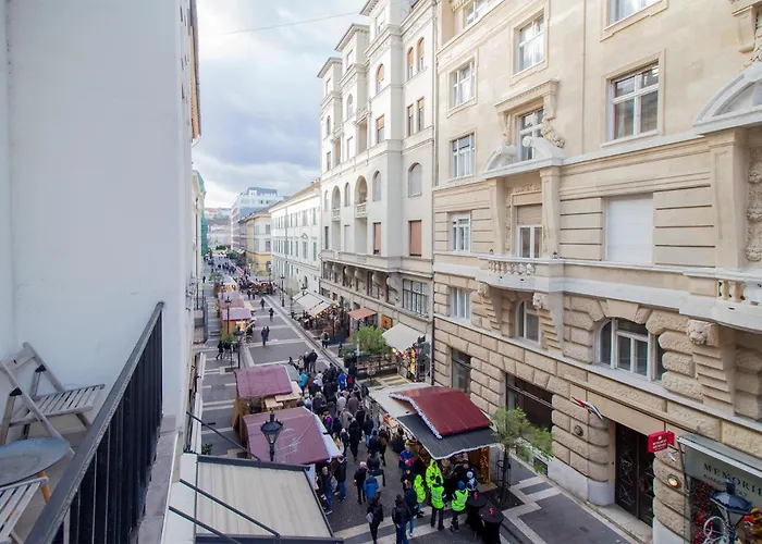 Appartement Basilica View With Balcony Boedapest